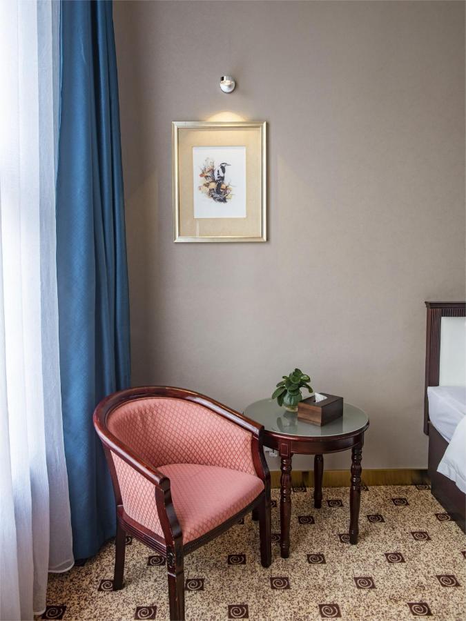 Junyue Hotel Canton Extérieur photo